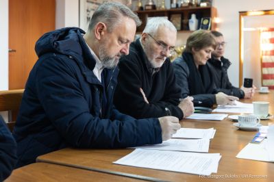 zdjęcie ze spotkania z firmą odpowiedzialną za budowę nowego stadionu, fot. Grzegorz Bukała, Urząd Miasta Rzeszowa